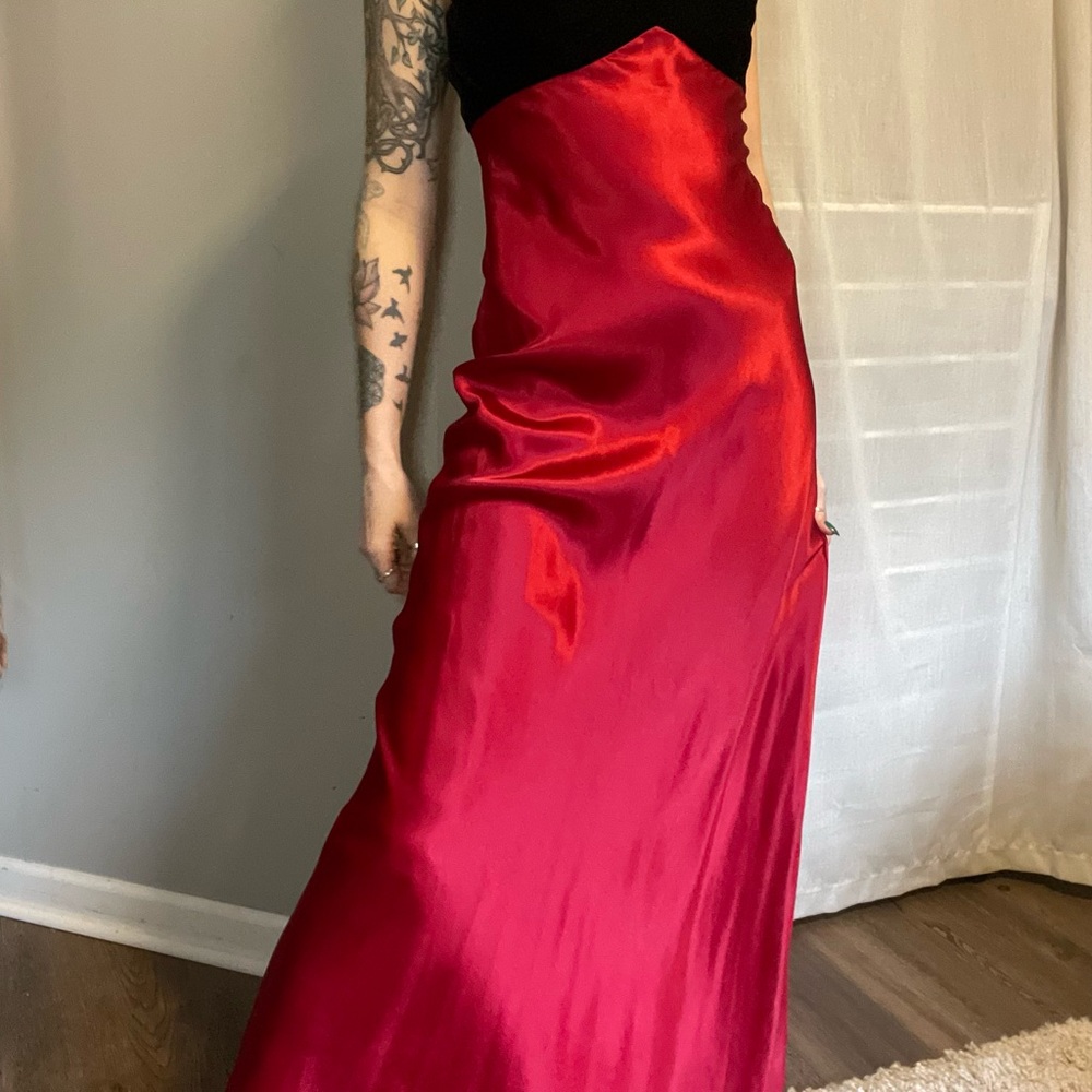 Gorgeous vintage dress